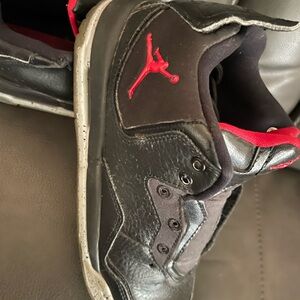 Nike Air Jordan Courtside 23 Youth Black and Red Sneakers Size 5.5Y